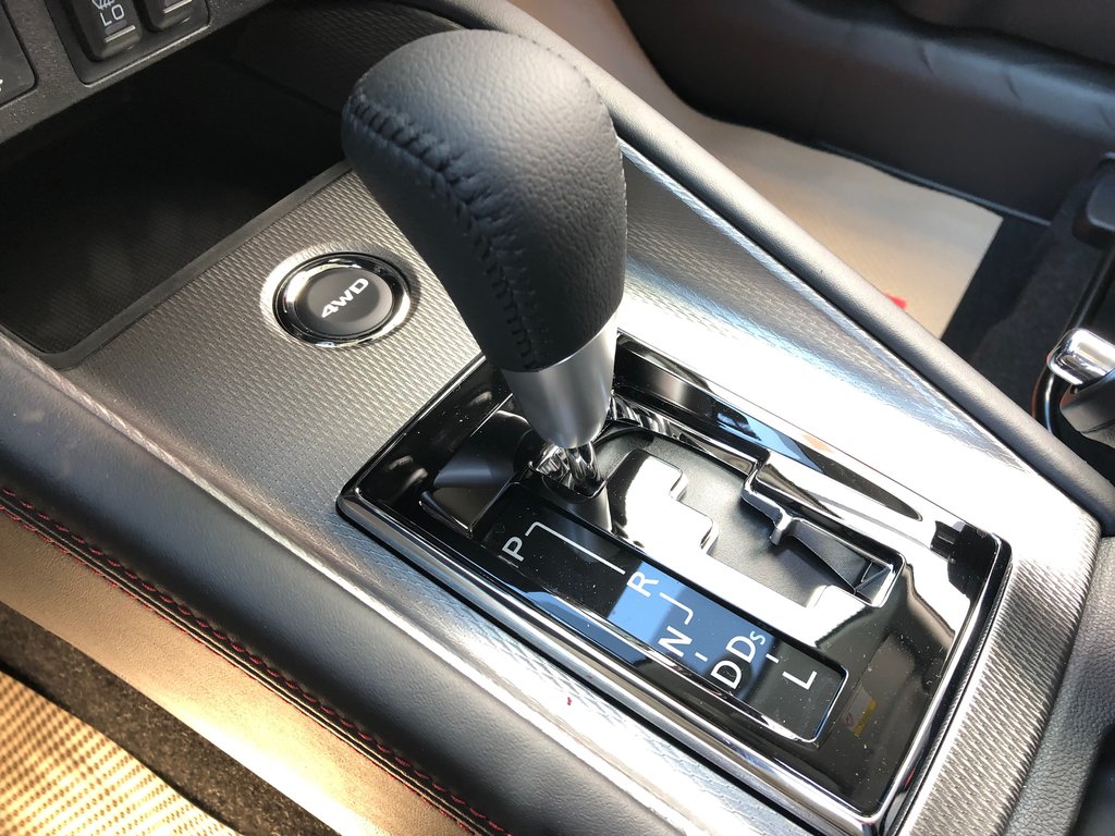 2025 Mitsubishi RVR SEL AWC in Kentville, Nova Scotia - 14 - w1024h768px