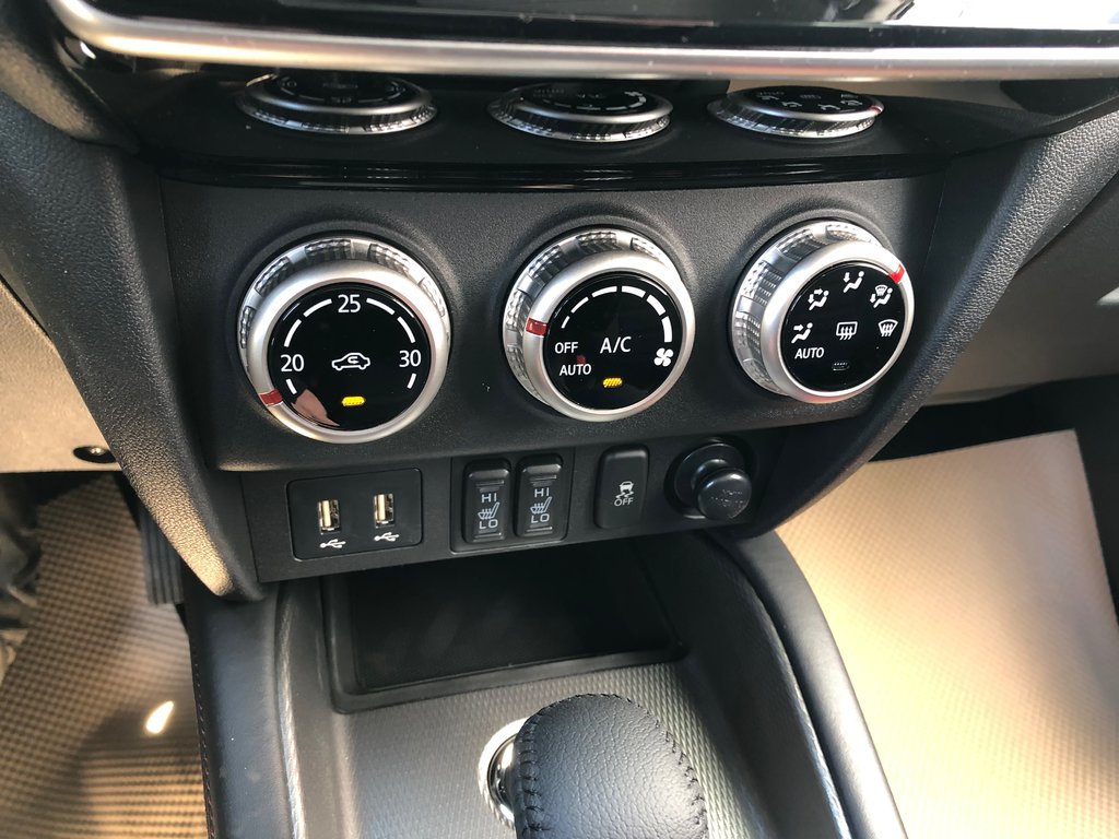2025 Mitsubishi RVR SEL AWC in Kentville, Nova Scotia - 13 - w1024h768px
