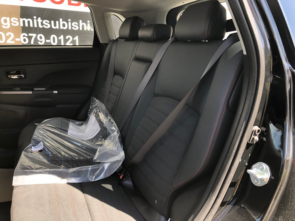 2025 Mitsubishi RVR SEL AWC in Kentville, Nova Scotia - 16 - w1024h768px
