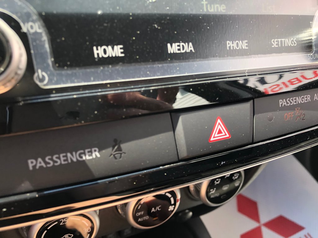 2025 Mitsubishi RVR ES AWC in Kentville, Nova Scotia - 12 - w1024h768px