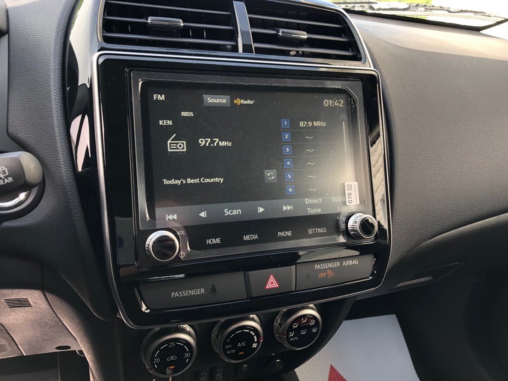 2025 Mitsubishi RVR SEL AWC in Kentville, Nova Scotia - 9 - w1024h768px