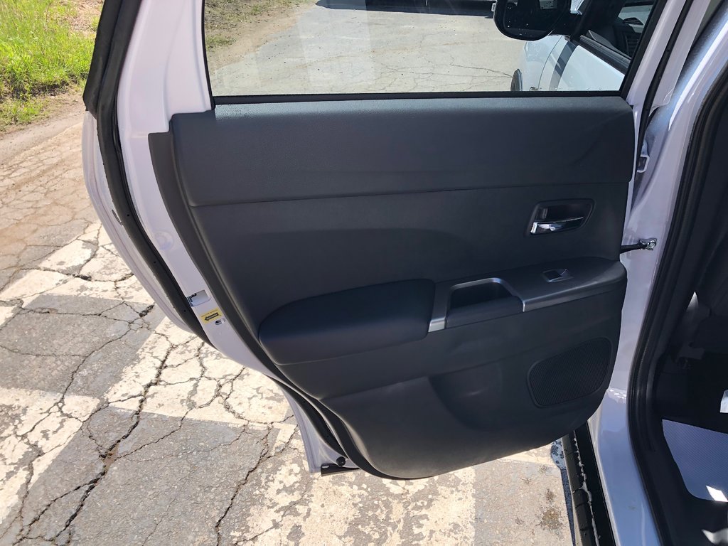 2025 Mitsubishi RVR SEL AWC in Kentville, Nova Scotia - 18 - w1024h768px