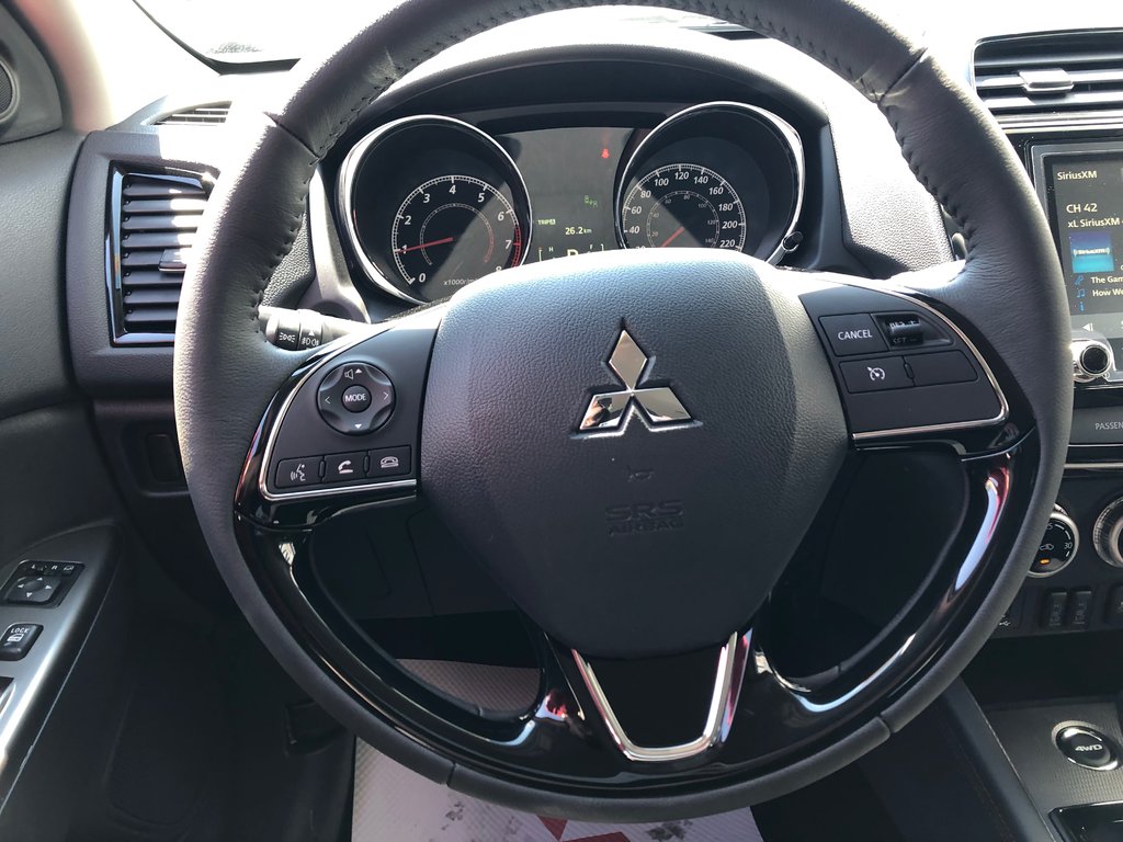 2025 Mitsubishi RVR SEL AWC in Kentville, Nova Scotia - 9 - w1024h768px