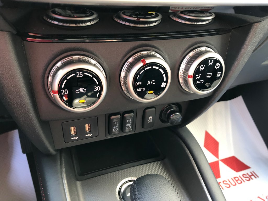 2025 Mitsubishi RVR SEL AWC in Kentville, Nova Scotia - 13 - w1024h768px