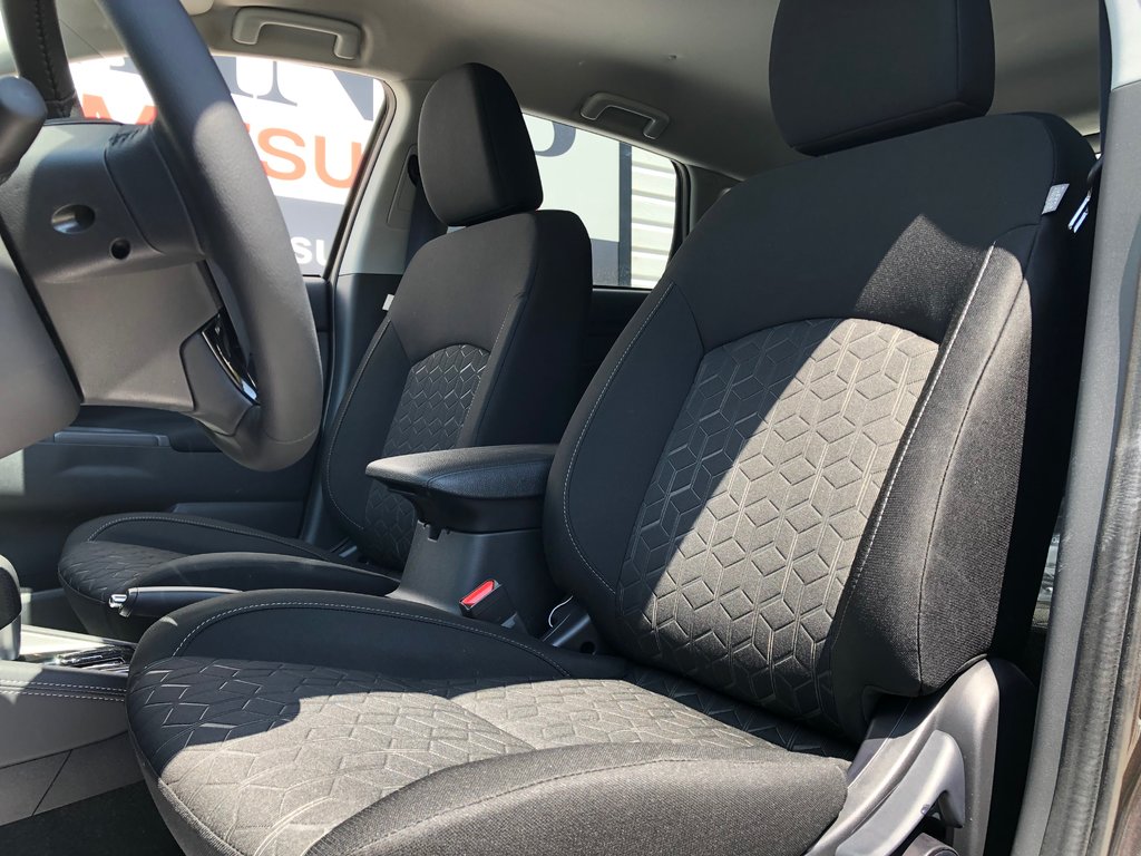 2025 Mitsubishi RVR SE AWC in Kentville, Nova Scotia - 15 - w1024h768px