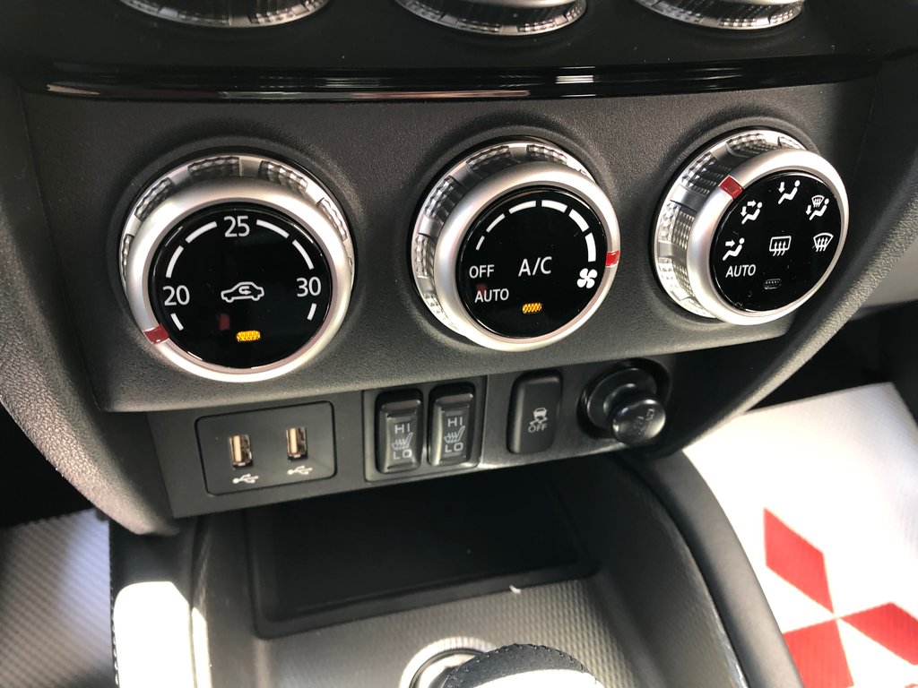 2025 Mitsubishi RVR SE AWC in Kentville, Nova Scotia - 13 - w1024h768px