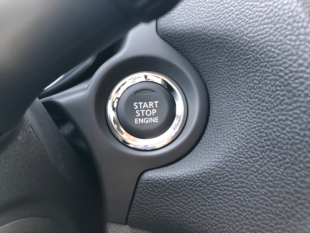 2025 Mitsubishi RVR NOIR AWC in Kentville, Nova Scotia - 11 - w1024h768px