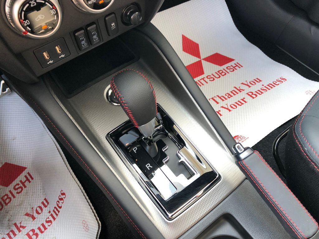 2025 Mitsubishi RVR NOIR AWC in Kentville, Nova Scotia - 15 - w1024h768px