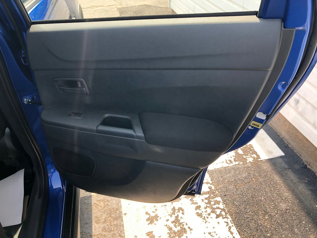 2025 Mitsubishi RVR ES AWC in Kentville, Nova Scotia - 19 - w1024h768px
