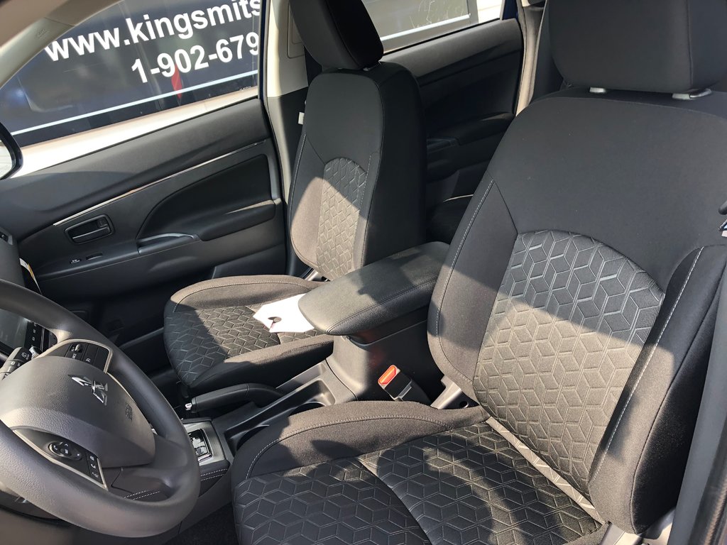 2025 Mitsubishi RVR ES AWC in Kentville, Nova Scotia - 15 - w1024h768px