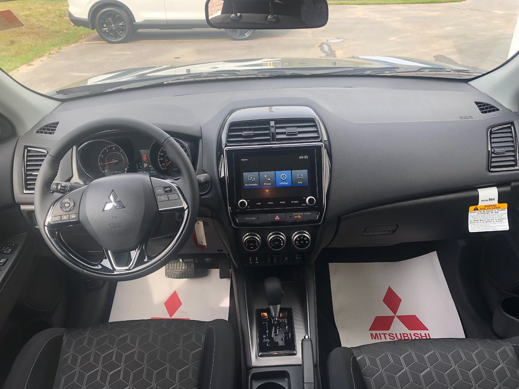 2025 Mitsubishi RVR SE AWC in Kentville, Nova Scotia - 12 - w1024h768px
