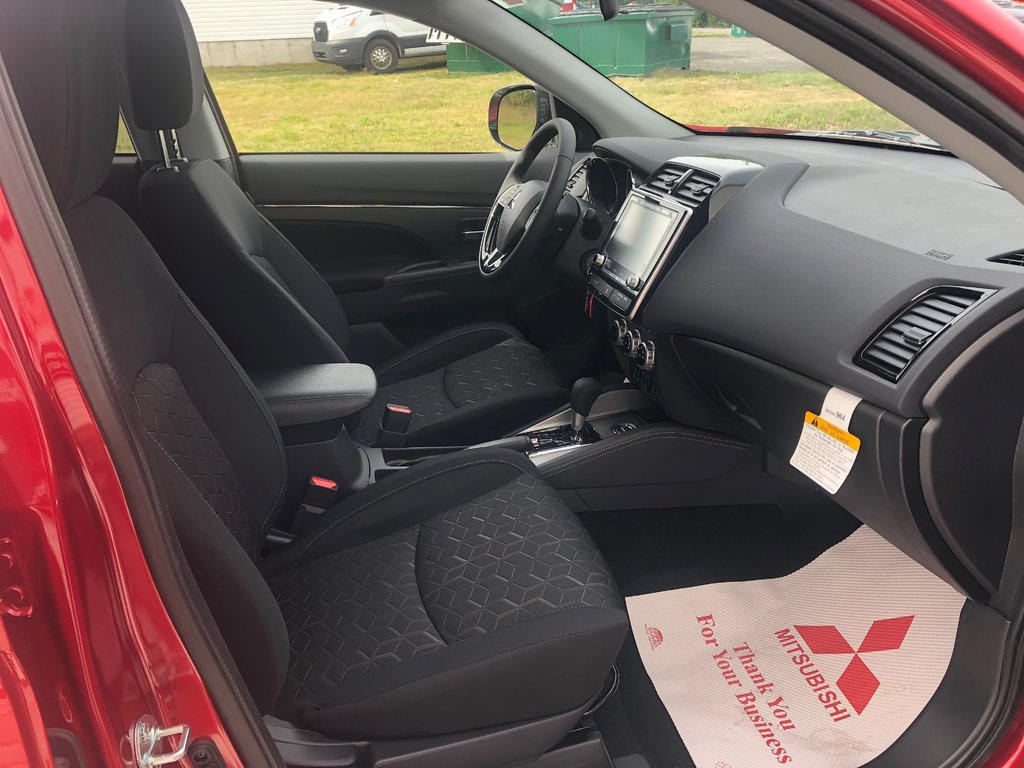 2025 Mitsubishi RVR SE AWC in Kentville, Nova Scotia - 22 - w1024h768px