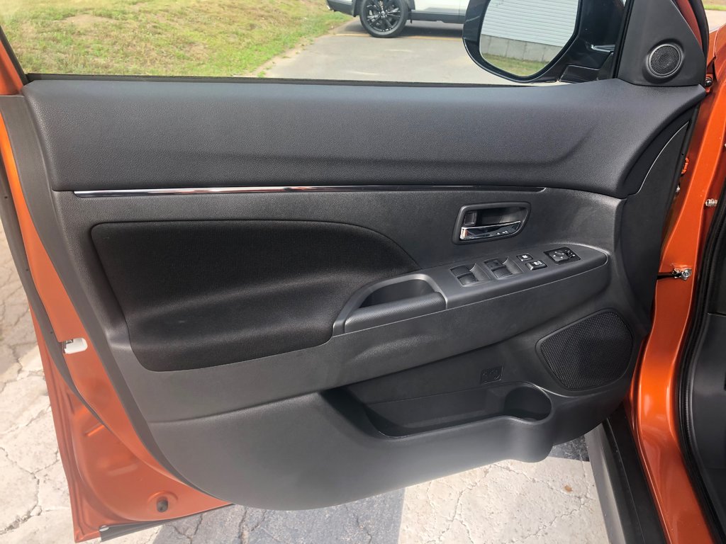 Mitsubishi RVR SE AWC 2025 à Kentville, Nouvelle-Écosse - 7 - w1024h768px