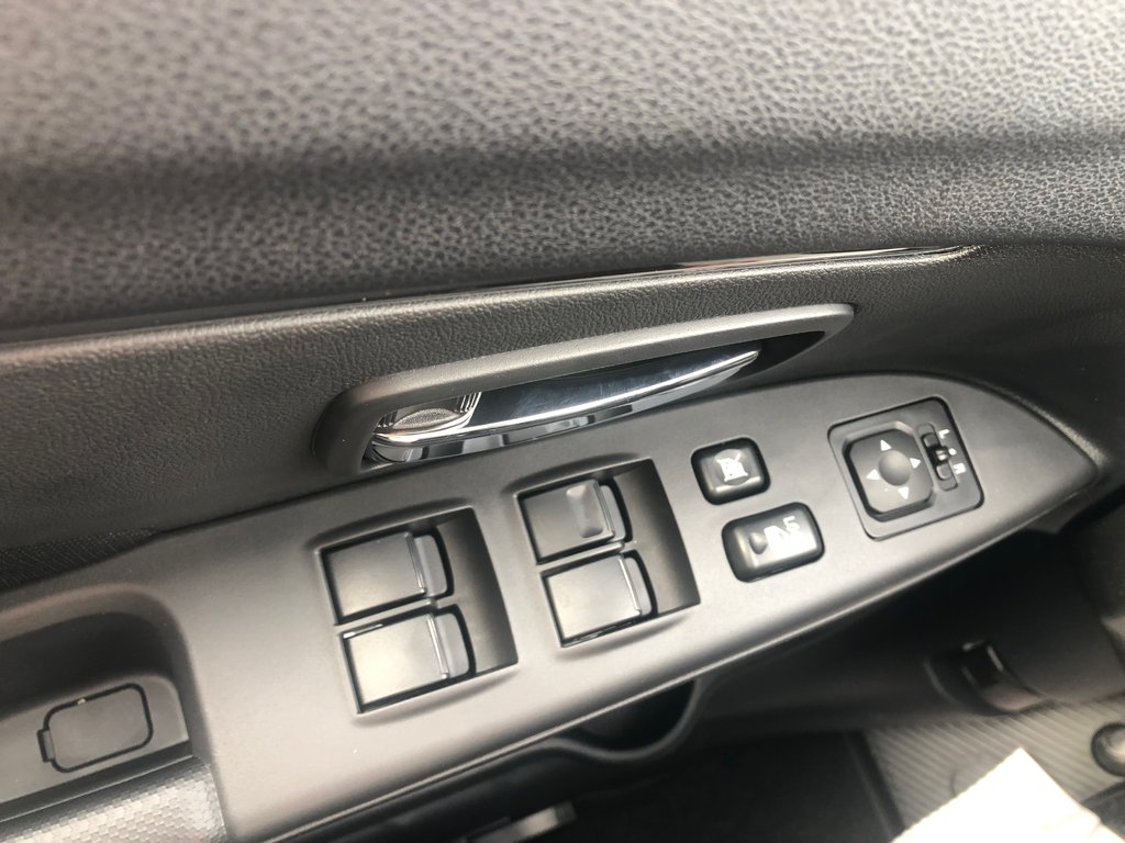 Mitsubishi RVR SE AWC 2025 à Kentville, Nouvelle-Écosse - 8 - w1024h768px