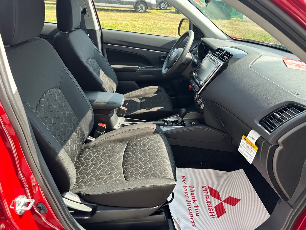 2025 Mitsubishi RVR ES AWC in Kentville, Nova Scotia - 20 - w1024h768px