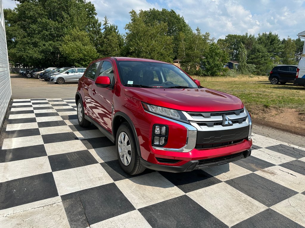 2025 Mitsubishi RVR ES AWC in Kentville, Nova Scotia - 3 - w1024h768px
