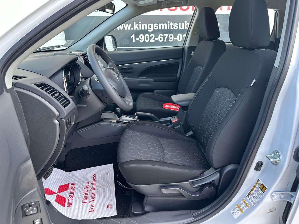 Mitsubishi RVR ES AWC 2025 à Kentville, Nouvelle-Écosse - 8 - w1024h768px