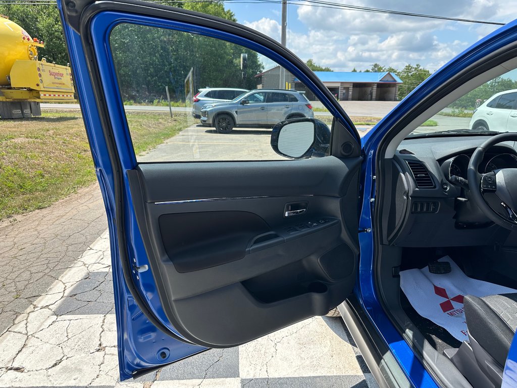 Mitsubishi RVR SE AWC 2025 à Kentville, Nouvelle-Écosse - 7 - w1024h768px