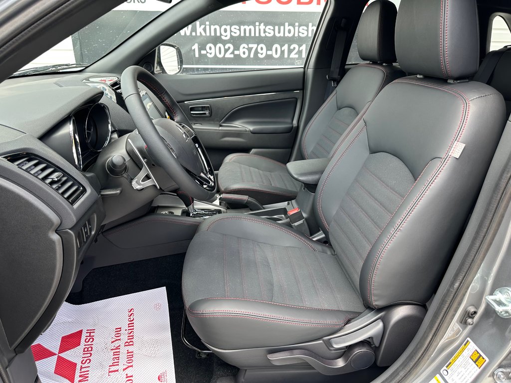 Mitsubishi RVR NOIR AWC 2025 à Kentville, Nouvelle-Écosse - 9 - w1024h768px