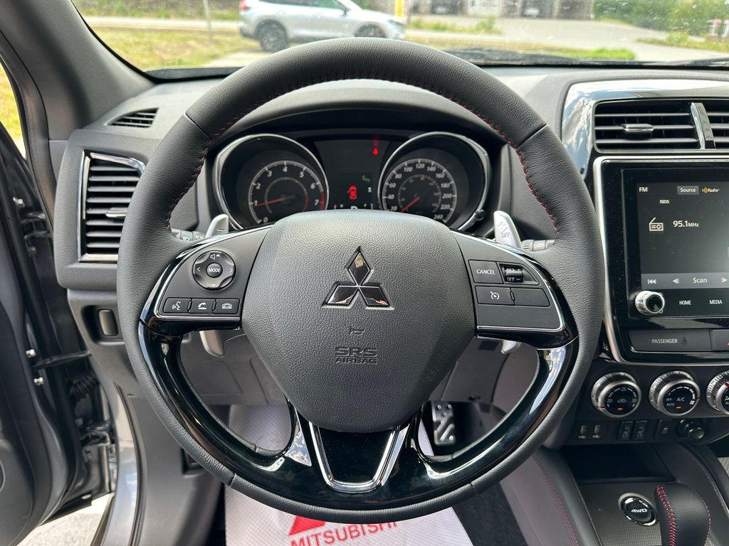 Mitsubishi RVR NOIR AWC 2025 à Kentville, Nouvelle-Écosse - 11 - w1024h768px