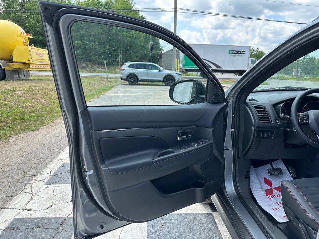 Mitsubishi RVR NOIR AWC 2025 à Kentville, Nouvelle-Écosse - 7 - w1024h768px