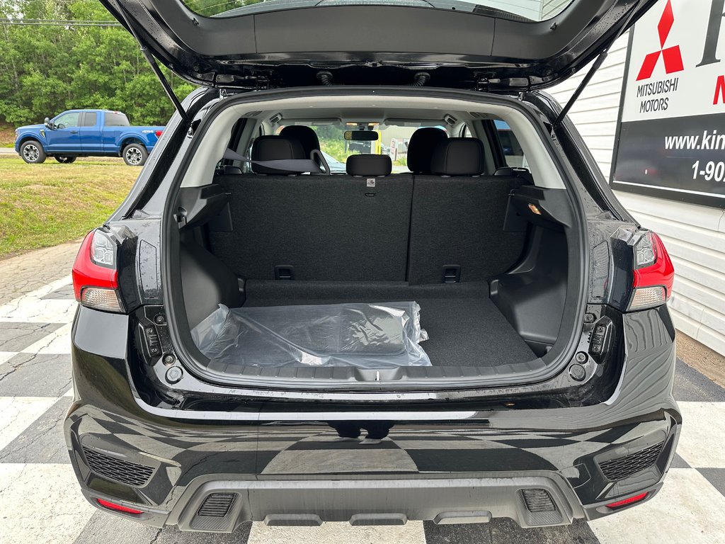 2025 Mitsubishi RVR SE AWC in Kentville, Nova Scotia - 17 - w1024h768px
