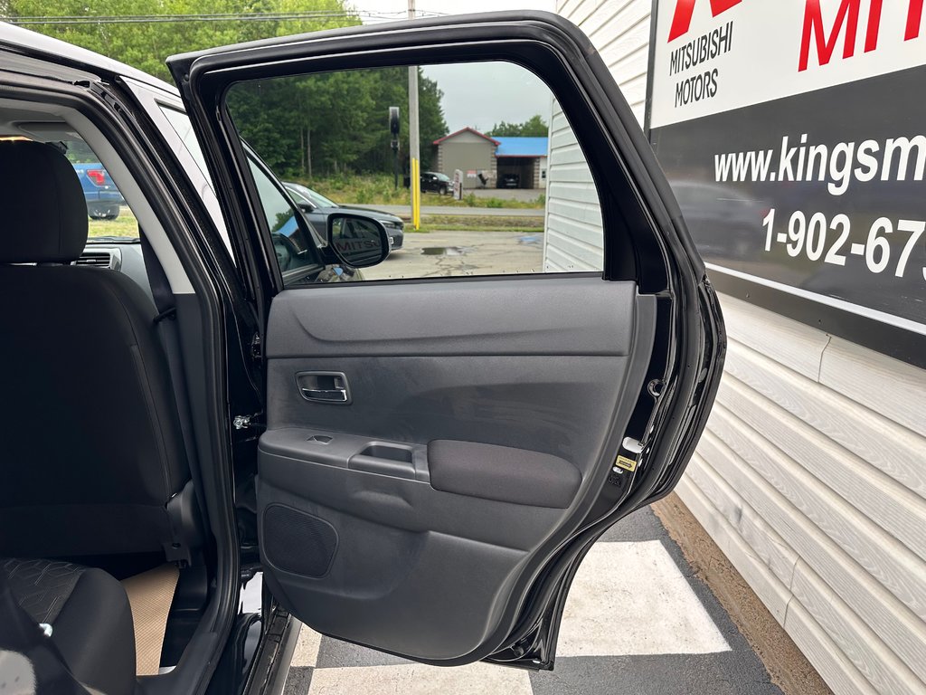 2025 Mitsubishi RVR SE AWC in Kentville, Nova Scotia - 18 - w1024h768px