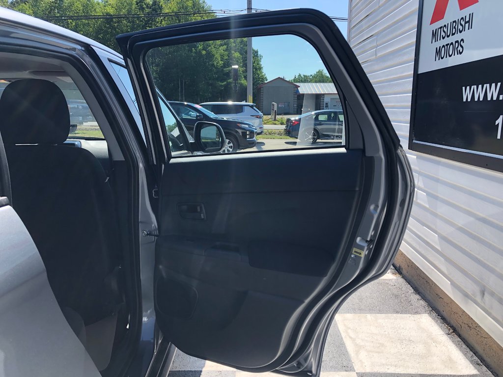 2025 Mitsubishi RVR ES AWC in Kentville, Nova Scotia - 21 - w1024h768px