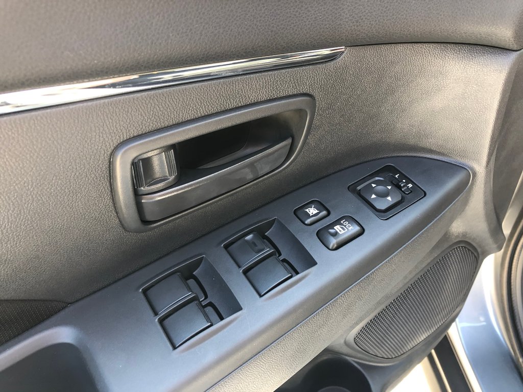 2025 Mitsubishi RVR ES AWC in Kentville, Nova Scotia - 8 - w1024h768px