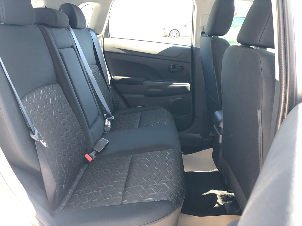 2025 Mitsubishi RVR ES AWC in Kentville, Nova Scotia - 17 - w1024h768px