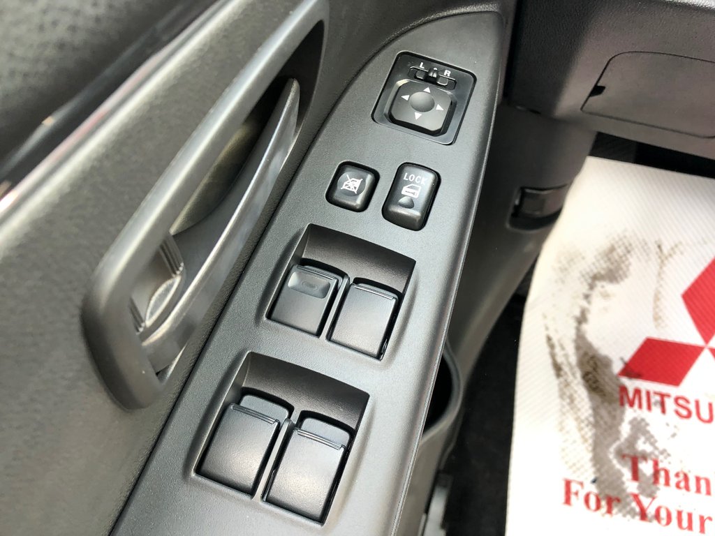 Mitsubishi RVR ES AWC 2025 à Kentville, Nouvelle-Écosse - 7 - w1024h768px