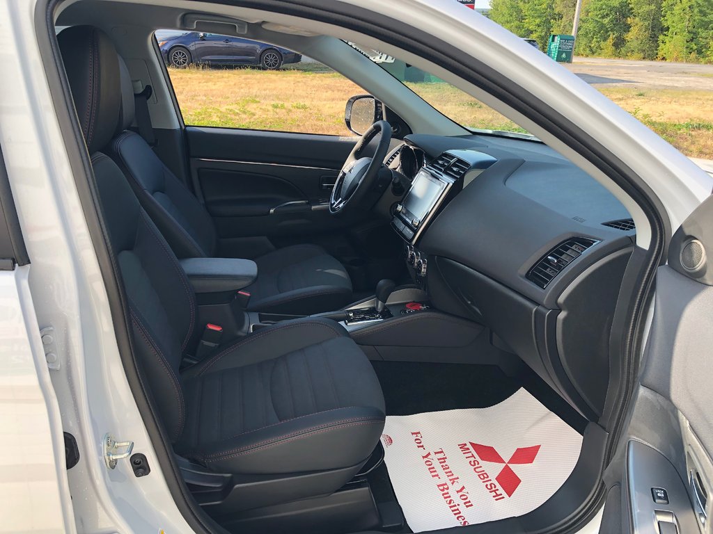 2025 Mitsubishi RVR SEL AWC in Kentville, Nova Scotia - 22 - w1024h768px