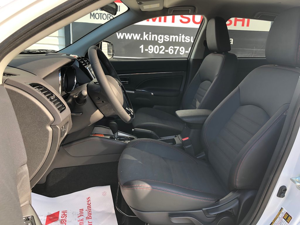 2025 Mitsubishi RVR SEL AWC in Kentville, Nova Scotia - 16 - w1024h768px