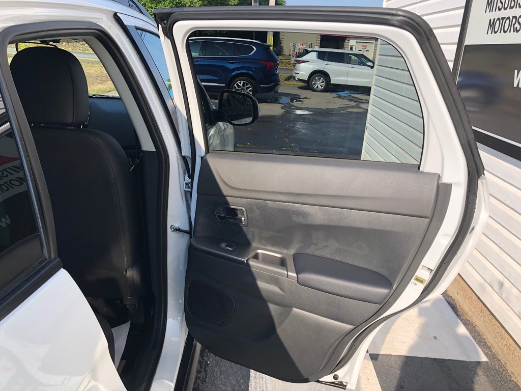 2025 Mitsubishi RVR SEL AWC in Kentville, Nova Scotia - 20 - w1024h768px