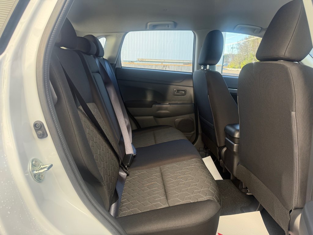 2026 Mitsubishi RVR ES AWC in Kentville, Nova Scotia - 17 - w1024h768px
