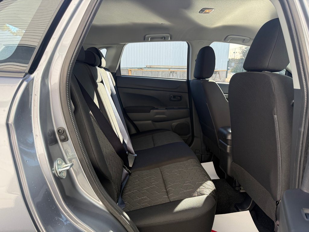 2026 Mitsubishi RVR ES AWC in Kentville, Nova Scotia - 17 - w1024h768px