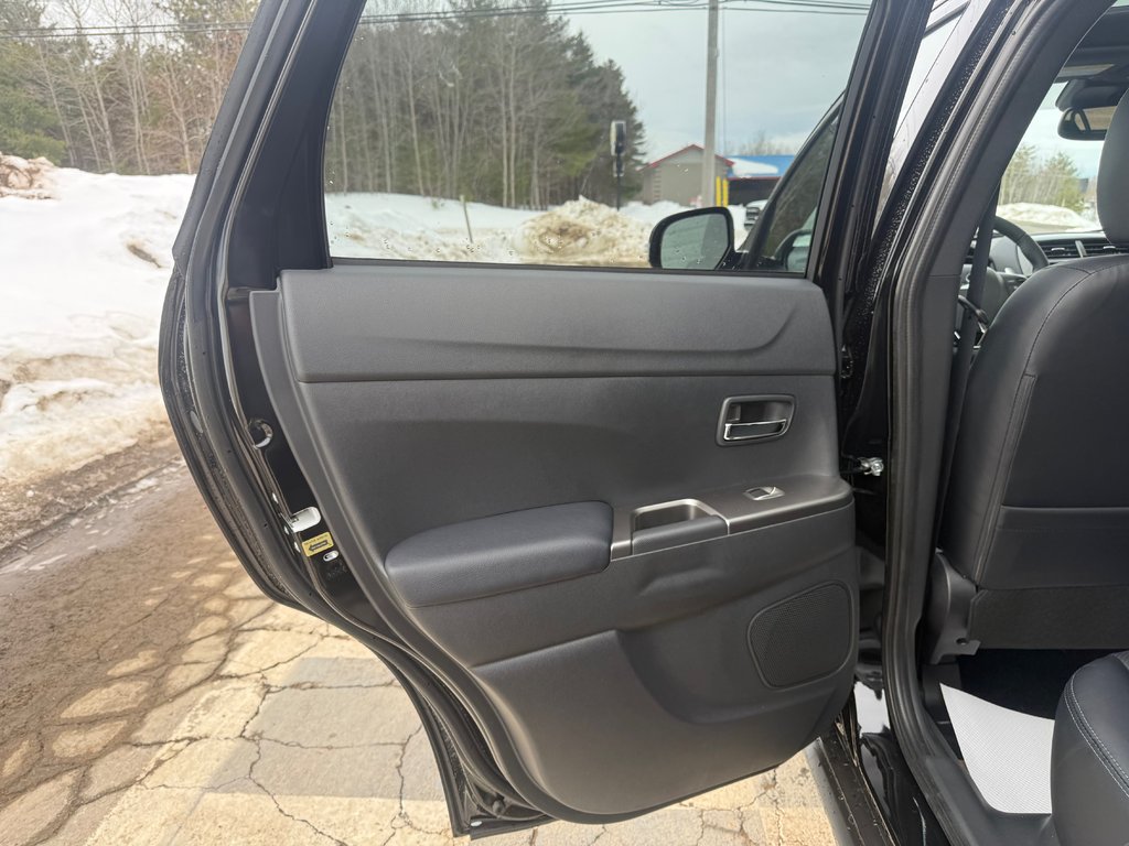 2026 Mitsubishi RVR GT AWC in Kentville, Nova Scotia - 14 - w1024h768px