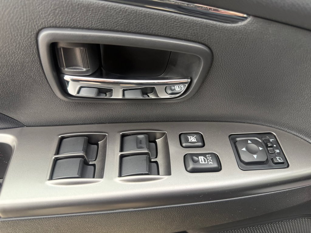 2026 Mitsubishi RVR GT AWC in Kentville, Nova Scotia - 8 - w1024h768px