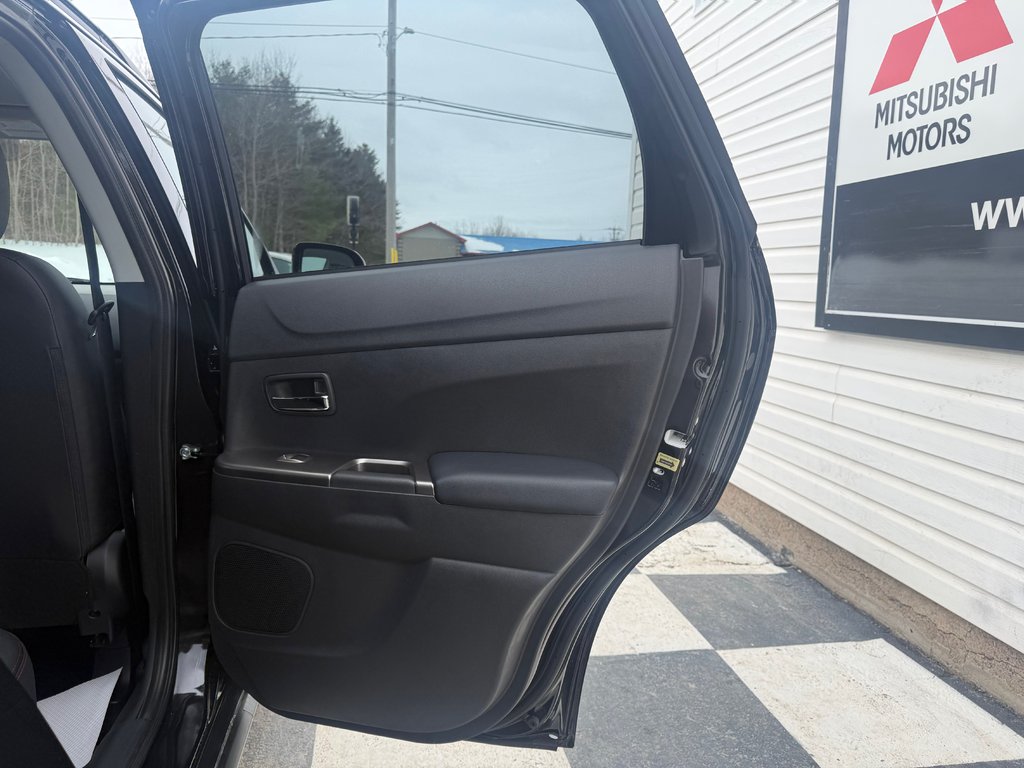 2026 Mitsubishi RVR SEL AWC in Kentville, Nova Scotia - 16 - w1024h768px
