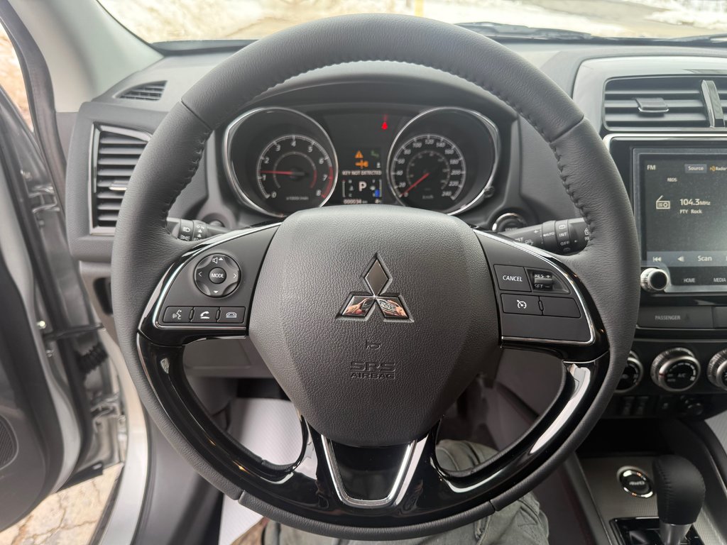2026 Mitsubishi RVR SEL AWC in Kentville, Nova Scotia - 10 - w1024h768px