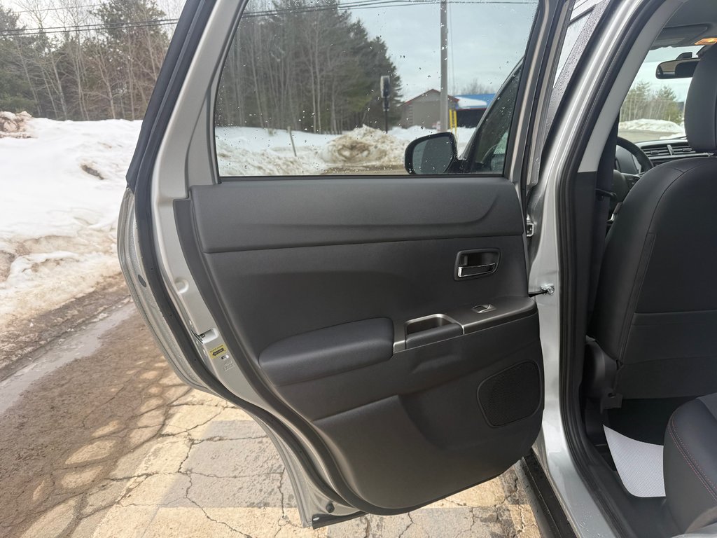 2026 Mitsubishi RVR SEL AWC in Kentville, Nova Scotia - 13 - w1024h768px