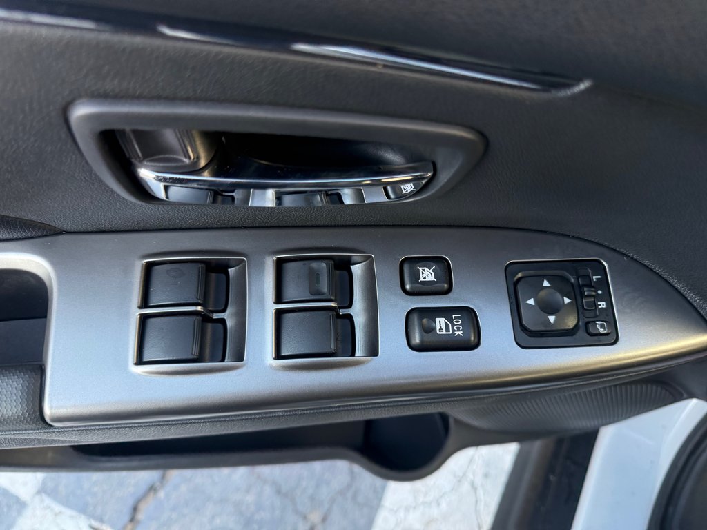 2026 Mitsubishi RVR GT AWC in Kentville, Nova Scotia - 8 - w1024h768px