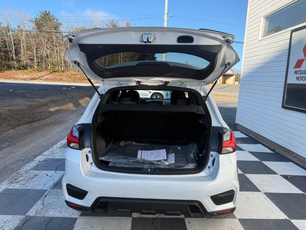 2026 Mitsubishi RVR GT AWC in Kentville, Nova Scotia - 16 - w1024h768px