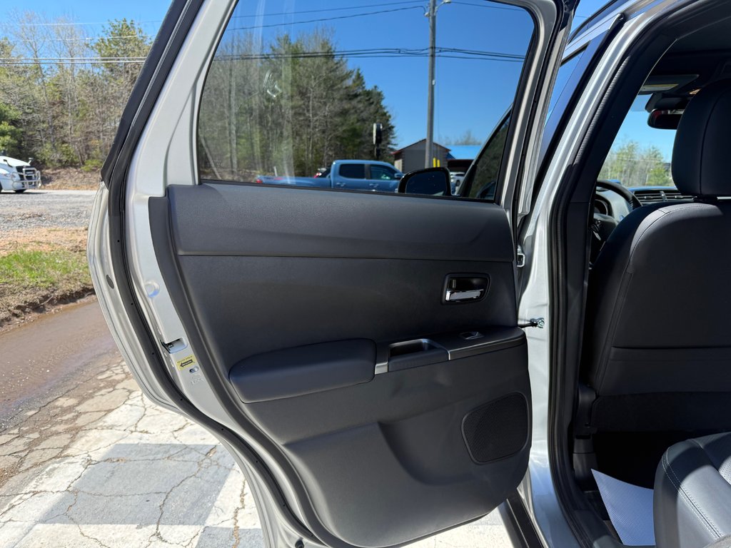 2026 Mitsubishi RVR GT AWC in Kentville, Nova Scotia - 14 - w1024h768px