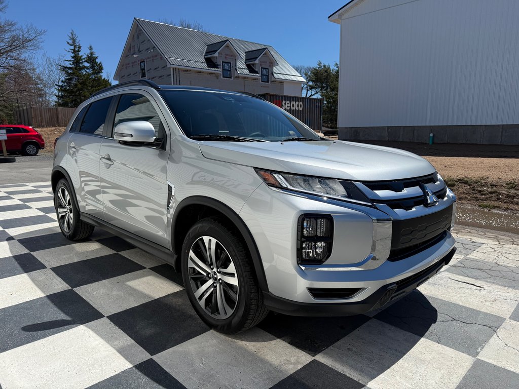 2026 Mitsubishi RVR GT AWC in Kentville, Nova Scotia - 3 - w1024h768px