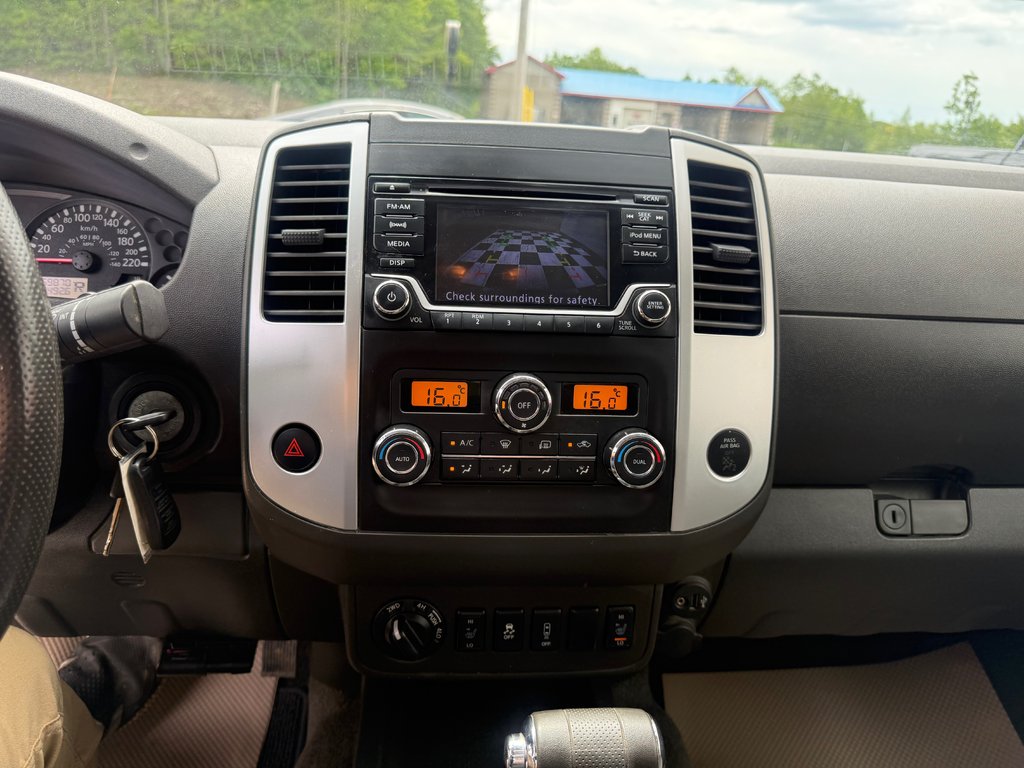 Nissan FRONTIER SV, Keyless entry, BLUETOOTH, Cruise control 2017 à Kentville, Nouvelle-Écosse - 12 - w1024h768px