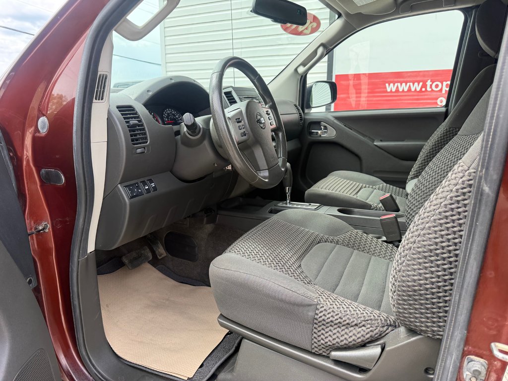 Nissan FRONTIER SV, Keyless entry, BLUETOOTH, Cruise control 2017 à Kentville, Nouvelle-Écosse - 9 - w1024h768px