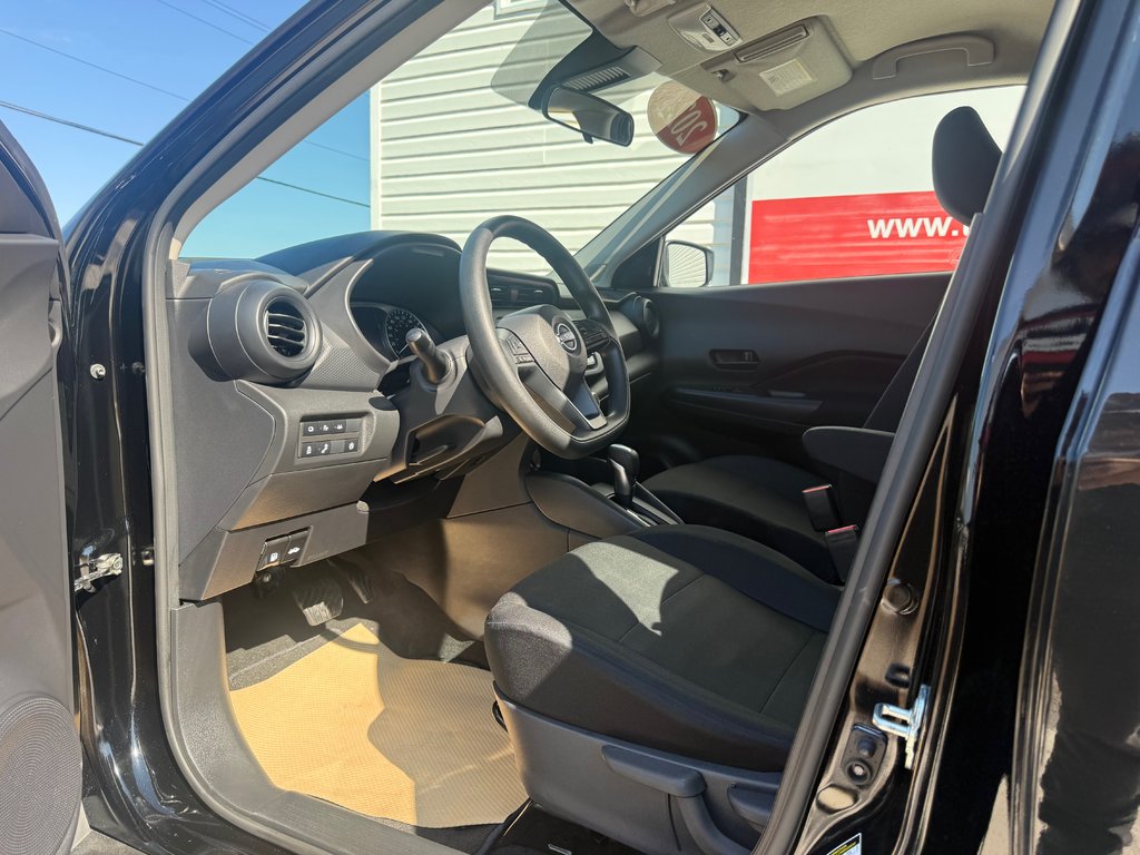 2024 Nissan KICKS S Sport, keyless entry, Cruise control, Bluetooth in COLDBROOK, Nova Scotia - 9 - w1024h768px