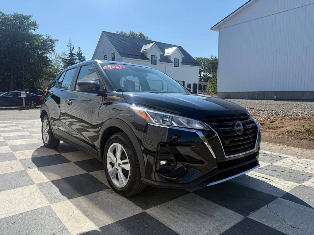 2024 Nissan KICKS S Sport, keyless entry, Cruise control, Bluetooth in COLDBROOK, Nova Scotia - 3 - w1024h768px