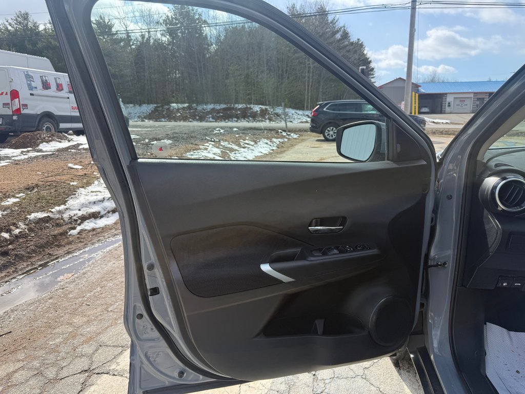 2024 Nissan Kicks SV, keyless entry, Remote Start, Bluetooth in COLDBROOK, Nova Scotia - 7 - w1024h768px
